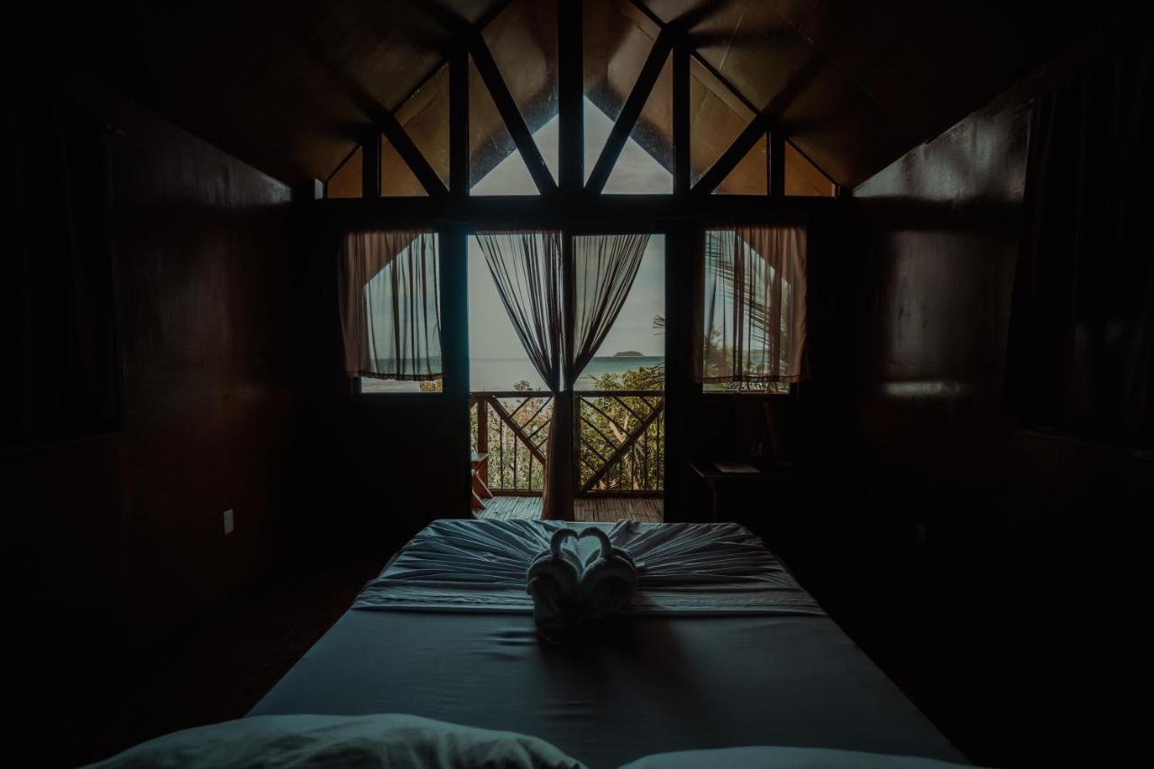 Cocovana Beach Resort (Adults Only) Busuanga Ngoại thất bức ảnh