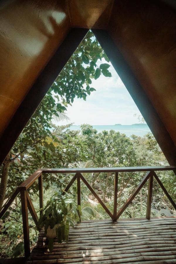 Cocovana Beach Resort (Adults Only) Busuanga Ngoại thất bức ảnh